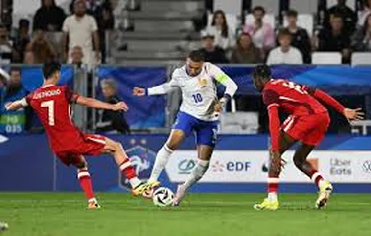 Bắt Đầu Và Bắt Đầu Lại Trận Đấu Bóng Đá Theo Chuẩn FIFA